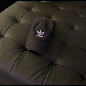 ❤️❤️ Adidas Black Logo Hat
